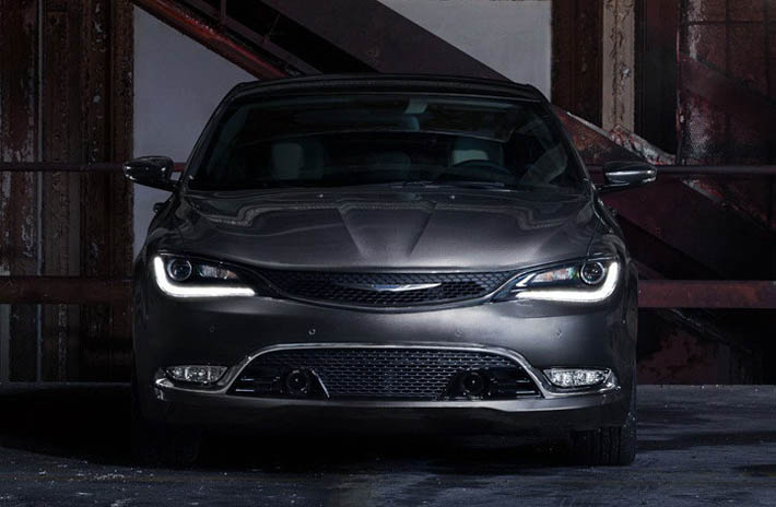 Chrysler-dən yeni sedan - FOTO