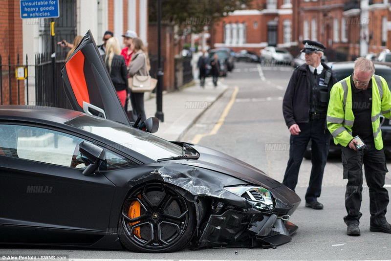 Lamborghini, BMW və Mazda toqquşdular - FOTO