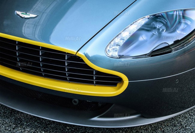 Aston Martin-dən iki versiya - FOTOSESSİYA