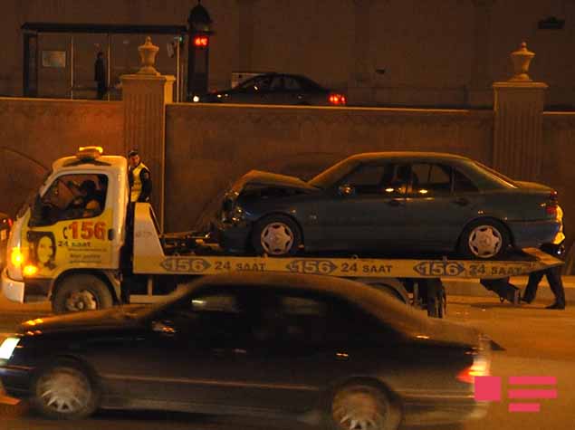 Bakıda zəncirvari yol qəzası baş verib - FOTO