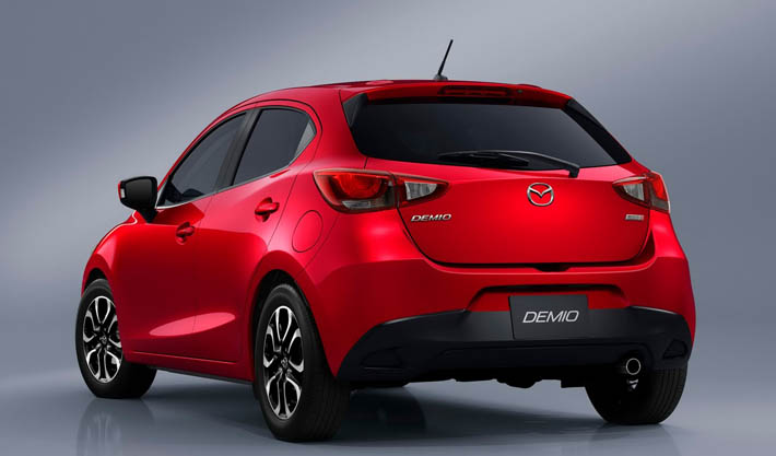 Yeni Mazda 2-nin fotoları yayıldı - FOTO