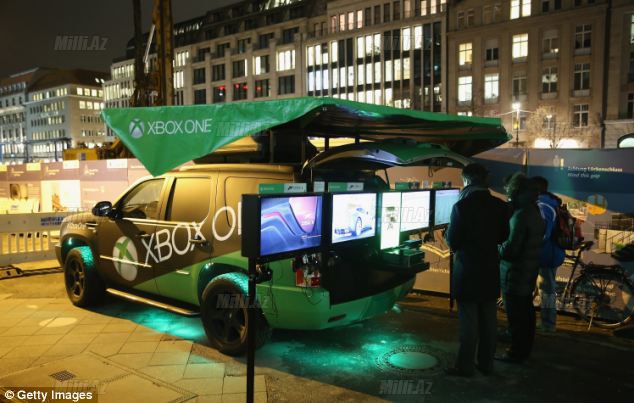 Qarşılayın: Xbox One gəldi - FOTOSESSİYA