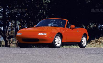 Mazda MX-5 10 dəqiqəyə satıldı - FOTO