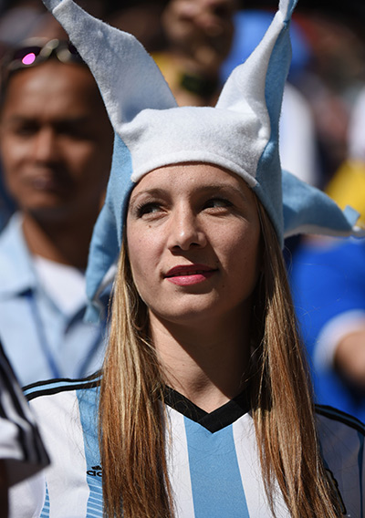 Dünya çempionatının cazibədar qızları - FOTOSESSİYA