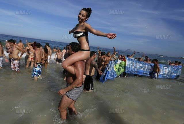 "DÇ-2014"-ün cazibədər xanım fanatları - FOTOSESSİYA